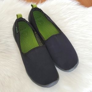CROCS Womens black casual slip on shoes sz 7